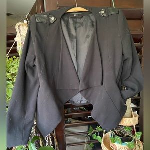 H&M Lined Blazer Suit Lapel Jacket with pockets & faux leather snap & pockets